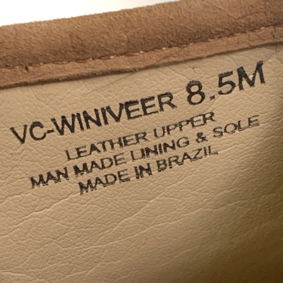 ποΈ Vince Camuto "Winiveer" Fringe Peep-toe Bootie - Picture 2 of 13